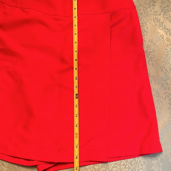 LizGolf by Liz Claiborne Golf / pickleball Skort red Sz 10 - Picture 8 of 8
